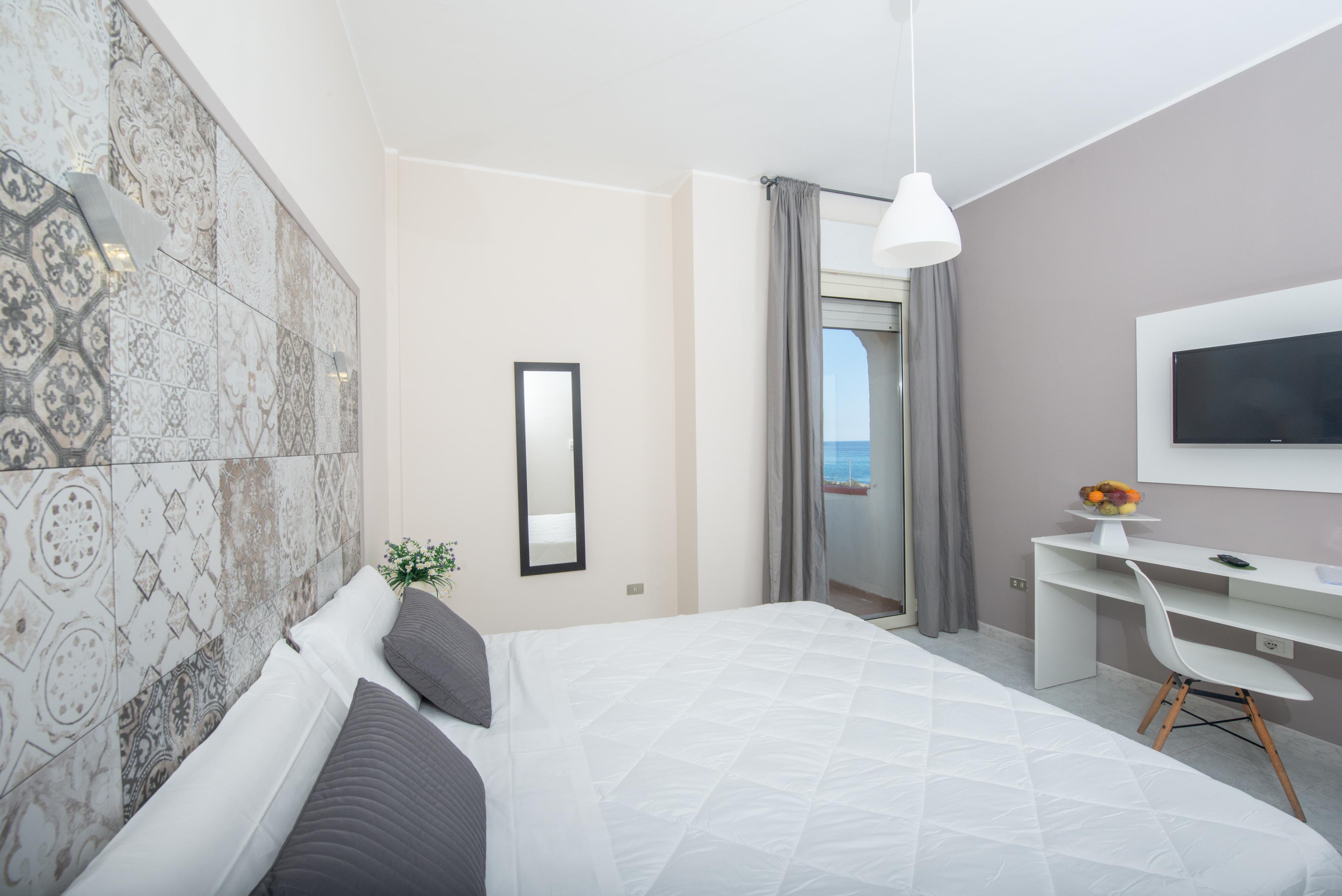 HOTEL CLUB ELORO LIDO DI NOTO 4* (Olaszország) - HUF 44620 ártól | BOOKED